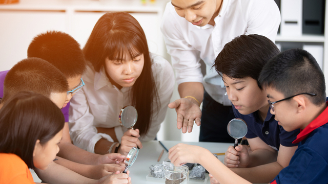 Belajar Kolaboratif: Cara Baru Menumbuhkan Kerjasama Siswa