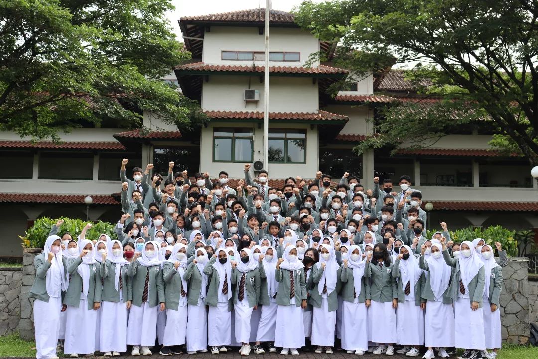 Pendidikan SMA Berkualitas sebagai Bekal Generasi Muda Menuju Masa Depan